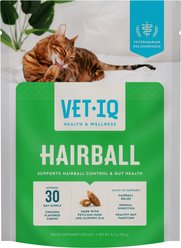 VetIQ Chicken Flavored Chew Hairball Supplement for Cats, 3.7-oz bag