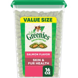 Greenies Feline SmartBites Healthy Skin & Fur Natural Salmon Flavor Soft & Crunchy Adult Cat Treats, 16-oz tub