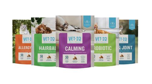 Show full view: VetIQ Chicken Flavored Chew Calming Supplement for Cats, 3.7-oz bag slide 6 of 11