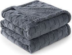 Invenho Checkerboard Print Dog & Cat Blanket, Grey, Medium