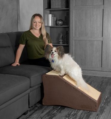 Show full view: Pet Gear Dog Step/Ramp Combination with supertrax, Chocolate slide 4 of 7
