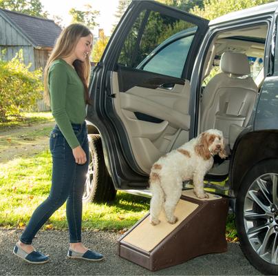 Show full view: Pet Gear Dog Step/Ramp Combination with supertrax, Chocolate slide 5 of 7