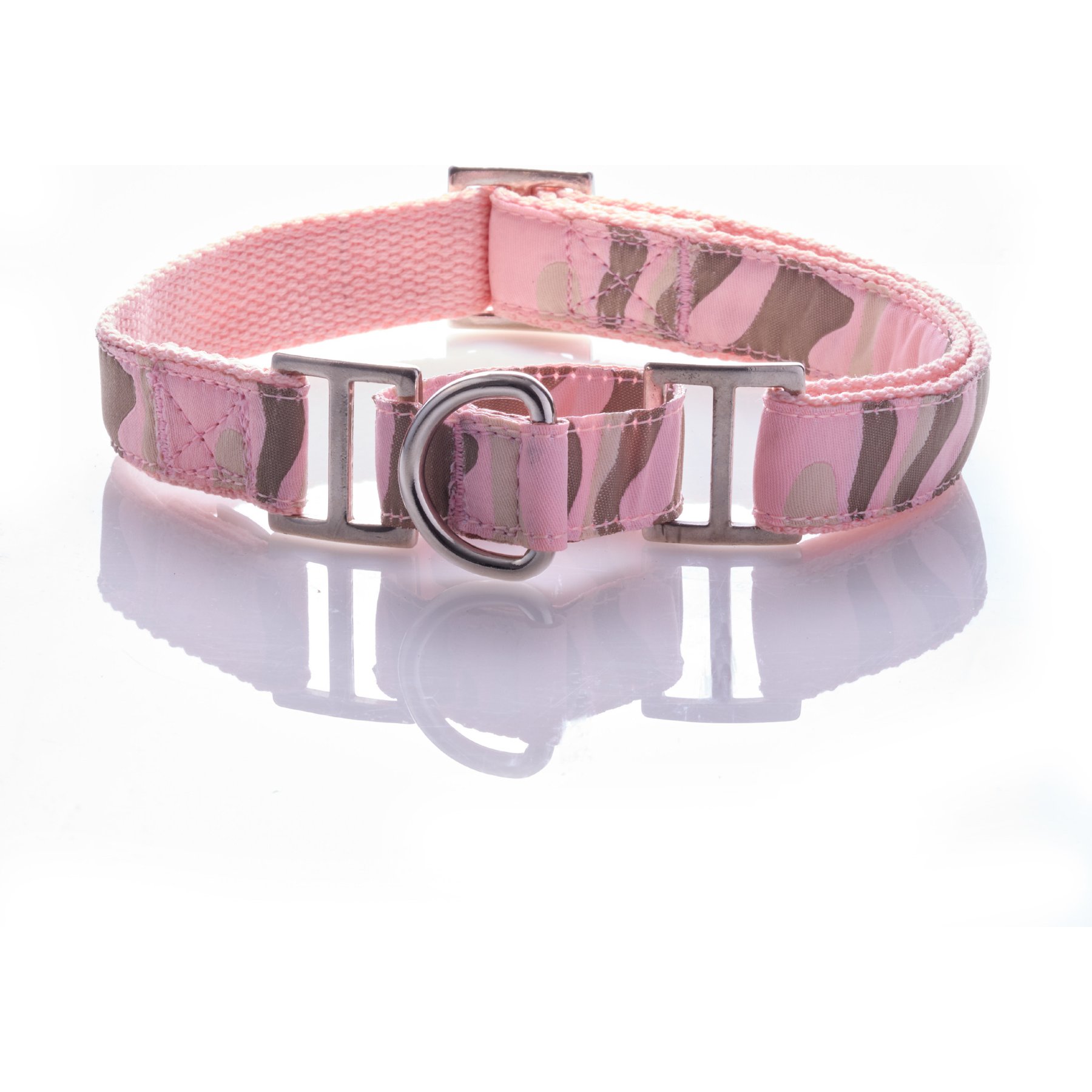 Pet Passion Remy II Ribbon Camo Pattern Martingale Dog Collar, Pink, Medium: 13 to 16-in neck, 3/4-in wide