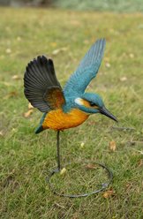 Hi-Line Gift 11.02-in Flying-off Kingfisher Statue Outdoor Decor slide 1 of 7