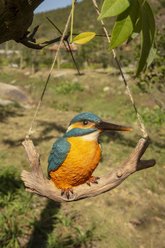 Hi-Line Gift 5.12-in Hanging Kingfisher On A Branch Outdoor Decor
