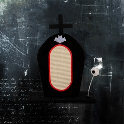 Happy & Polly Tombstone Design 16-in Plush Upright Cat Scratching Post with Cross Accent