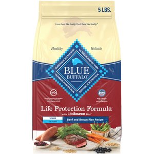 Blue Buffalo Life Protection Formula Senior Beef & Brown Rice Recipe No Corn, Wheat or Soy Dry Dog Food, 5-lb bag