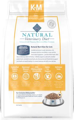 Show full view: Blue Buffalo Natural Veterinary Diet K+M Kidney + Mobility Support Grain-Free Dry Cat Food, 7-lb bag slide 3 of 13