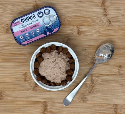 Show full view: Gunnis Taste of Iceland Herring & Cod Recipe Wet Cat Food Topper, 3-oz can, case of 17 slide 4 of 5