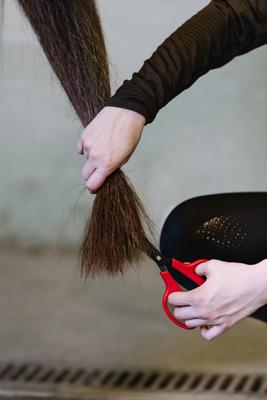 Show full view: Equi-Essentials Magic Horse Mane Scissors, Red slide 4 of 4