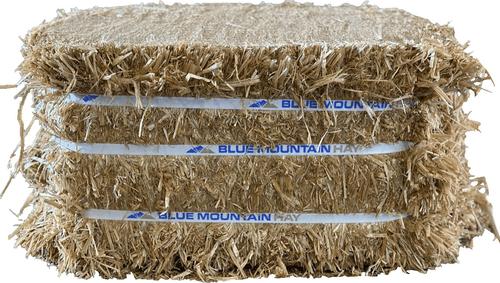 Show full view: Blue Mountain Hay Certified Noxious Weed-Free Smart Straw Horse Bedding in Easy Bale Box, 50-lb slide 2 of 4