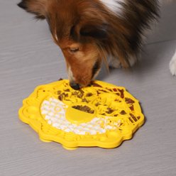 EYS GiGwi Seek Yum Silicone Dog & Cat Lick Mat Slow Feeder, Yellow