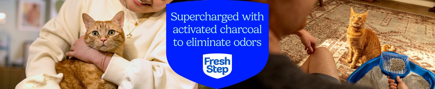 Supercharged with activated charcoal to eliminate odors FreshStep