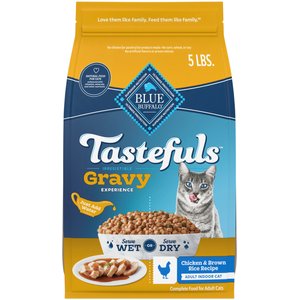 Blue Buffalo Tastefuls Irresistible Gravy Experience Adult Indoor Chicken & Brown Rice Recipe Dry Cat Food, 5-lb bag