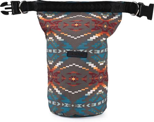 Show full view: Pendleton Travel Food Bag, 20-cup, Carico Lake slide 3 of 6