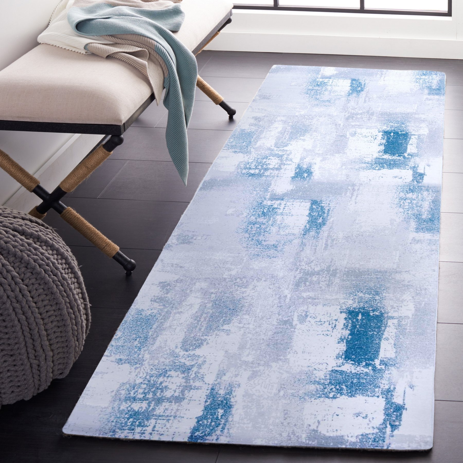 SAFAVIEH Tacoma Transitional Abstract Machine Washable Runner Rug, Gray/Blue, 2.5 x 12-ft