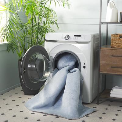 Show full view: SAFAVIEH Loft Transitional Solid Machine Washable Area Rug, Light Blue, 6 x 6-ft slide 3 of 8