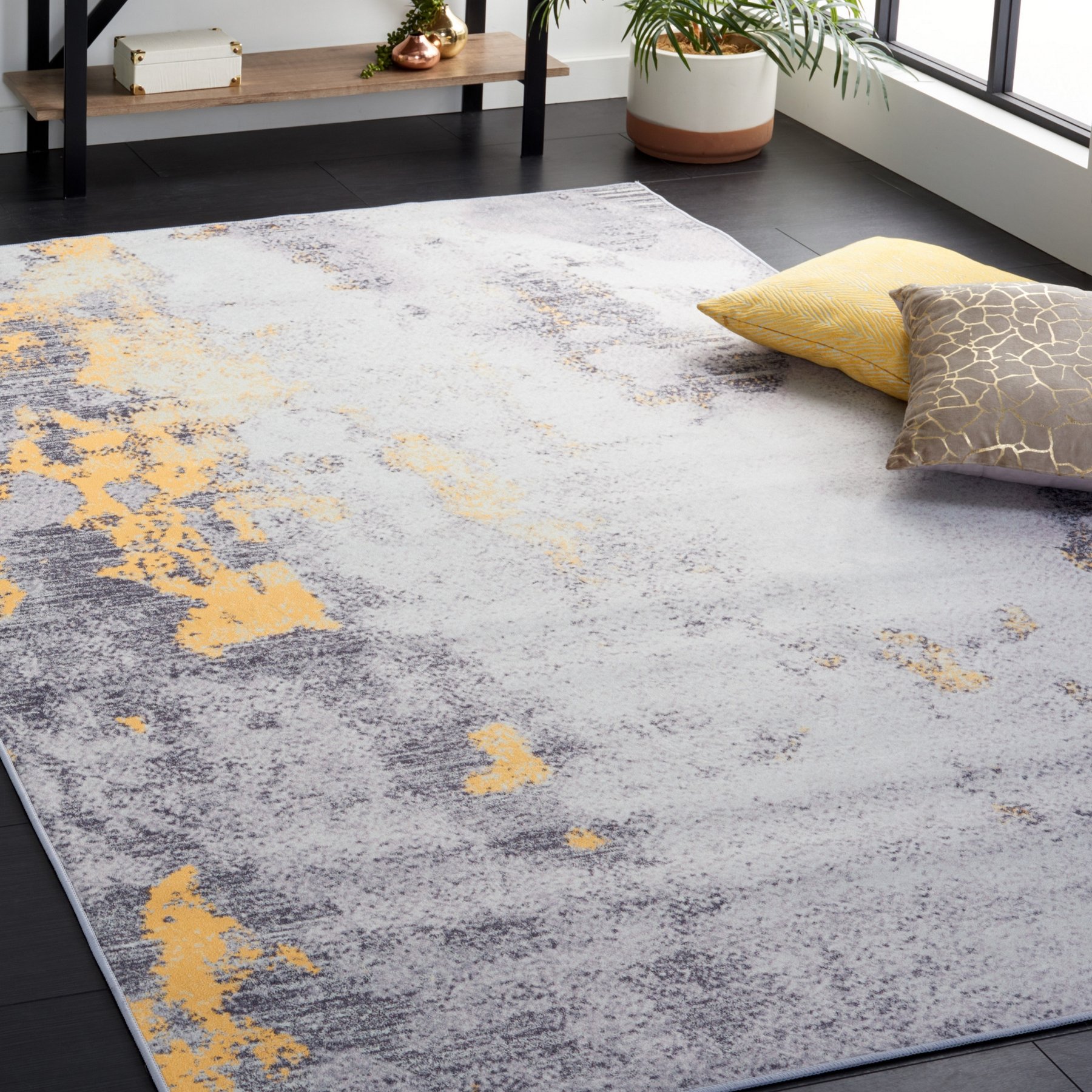 SAFAVIEH Tacoma Transitional Abstract Machine Washable Area Rug, Gray/Gold, 4 x 6-ft