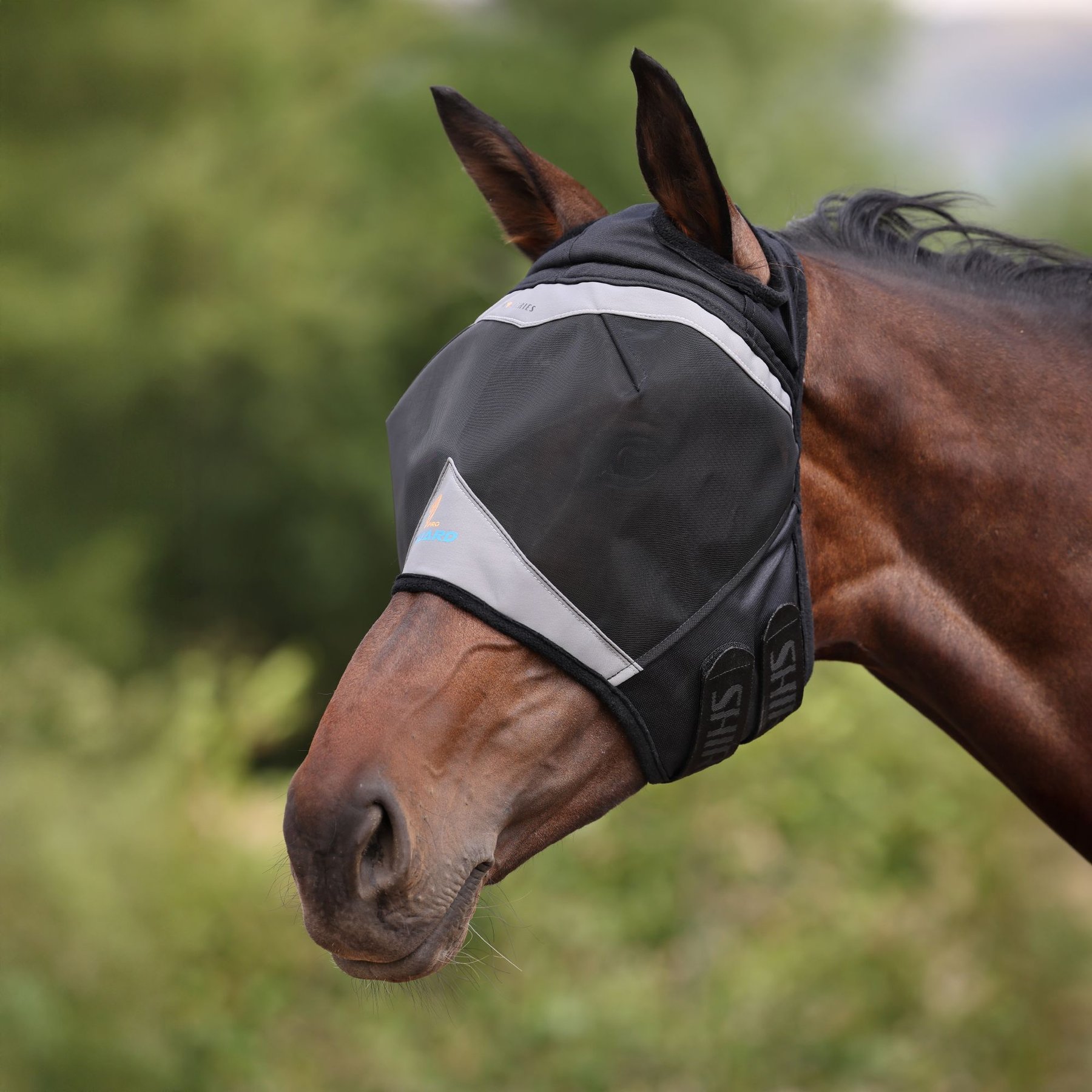 Shires Equestrian Products Fine Mesh Horse Fly Mask with Ear Hole, Jet, X-Large Full