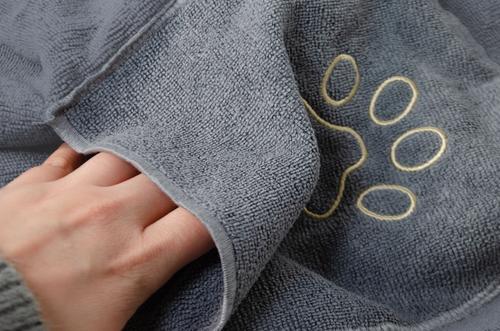 Show full view: Pet-Able Flufftastic Dog Towel with Hand Pockets, Grey slide 5 of 6