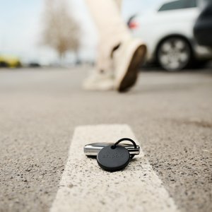 Chipolo POP Dog Tracking Tag, Small, Black