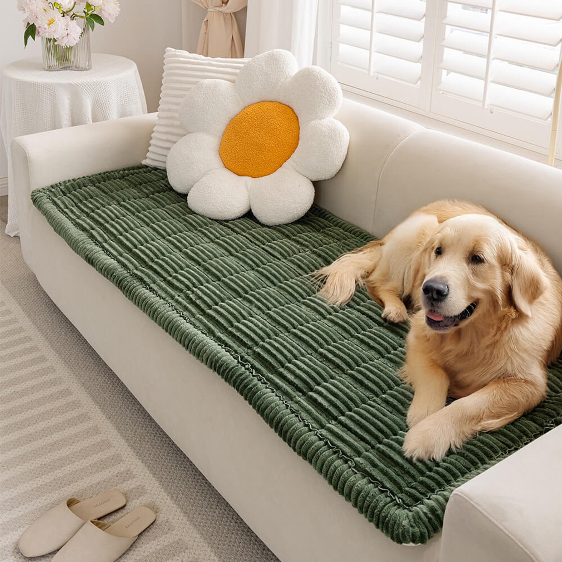 FunnyFuzzy Soft Flannel Breathable Pet Mat Furniture Cover, Dark Green, 27.6 x 70.9-in