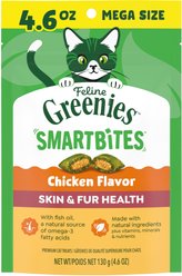 Greenies Feline SmartBites Healthy Skin & Fur Natural Chicken Flavor Soft & Crunchy Adult Cat Treats, 4.6-oz bag