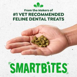 Greenies Feline SmartBites Healthy Indoor Natural Tuna Flavor Soft & Crunchy Adult Cat Treats, 16-oz tub slide 2 of 9