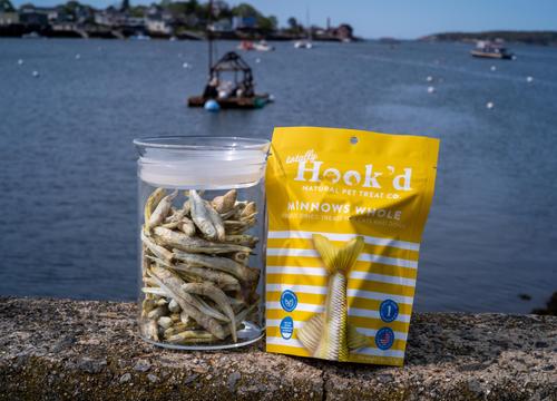 Show full view: Totally Hook'd Minnow Dehydrated Dog & Cat Treats, 1-oz bag slide 3 of 7