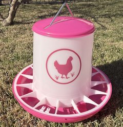 Zylina Chicken Feeder, Fuchsia, 25-lb