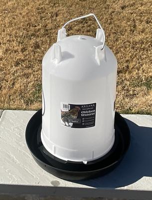 Show full view: Zylina Chicken Waterer, Black, 3.7-gal slide 8 of 8