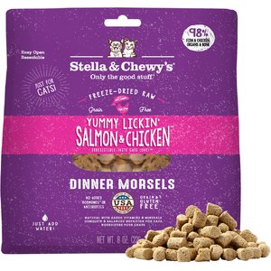 Stella & Chewy's Yummy Lickin' Salmon & Chicken Dinner Morsels Freeze-Dried Raw Cat Food, 8-oz bag