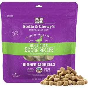 Stella & Chewy's Duck Duck Goose Dinner Morsels Freeze-Dried Raw Cat Food, 8-oz bag
