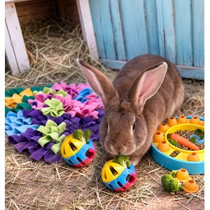 Piggy Poo and Crew Rattle Balls Farm Toy, Medium, 4 Count