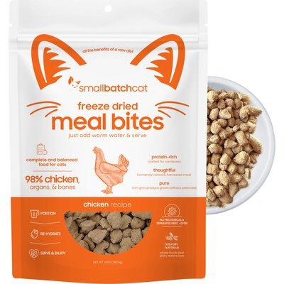 Smallbatch Pets Smallbatch Pets Non-GMO Chicken Meal Bites Freeze-Dried Cat Food, 10-oz bag