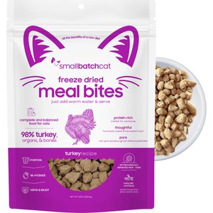 Smallbatch Pets Non-GMO Turkey Meal Bites Freeze-Dried Cat Food, 10-oz bag