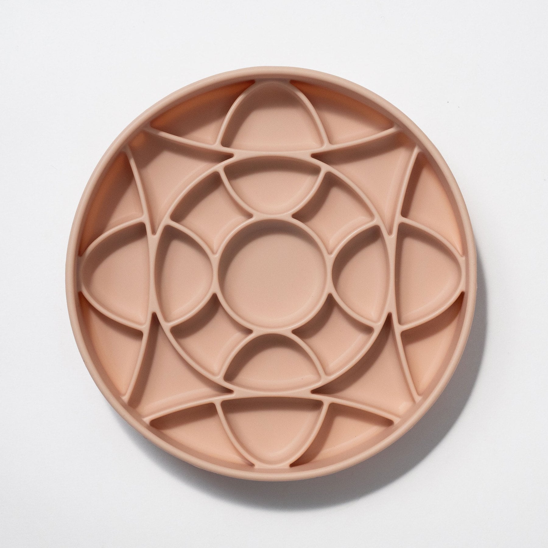 dogged Circulo Slow Feeder Dog Bowl, 3.5-cup, Rose Water