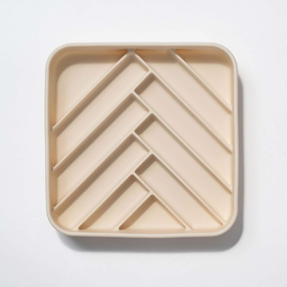 dogged Chevron Slow Feeder Dog Bowl, 3.5-cup, Buttercream