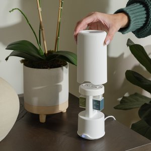 Pura Plus Smart Fragrance Diffuser Accessory Dog & Cat Air Freshener, White