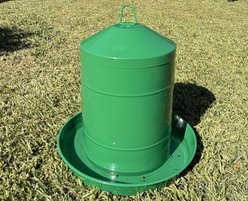 Zylina Powder Coated Metal Chicken Waterer, 3.2-gal, Green