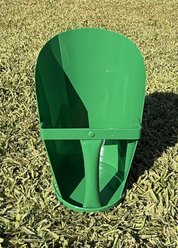 Zylina Powder Coated Chicken Metal Scoop, 3-lb, Green