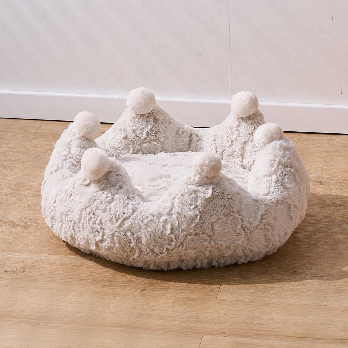 Petpals Rose Crown Novelty Elevated Cat Bed, Cream Small