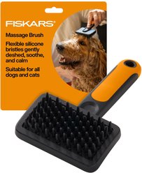 Fiskars Pet Massage Brush, Orange/Black, 6.5-in