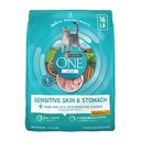 Purina ONE +Plus Sensitive Skin & Stomach Adult Natural Digestive Dry Cat Food, 16-lb bag