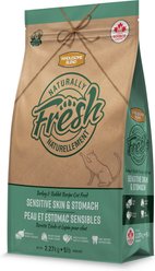 Wholesome Blend Naturally Fresh Turkey & Rabbit Sensitive Skin & Stomach Dry Cat Food, 5-lb bag slide 2 of 3