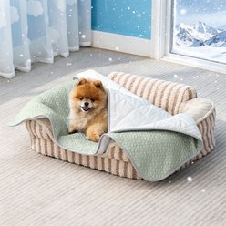 GOOPAWS All Season Reversible Cooling Dog Blanket Bed Cover, Green, Medium: 29 x 40-in