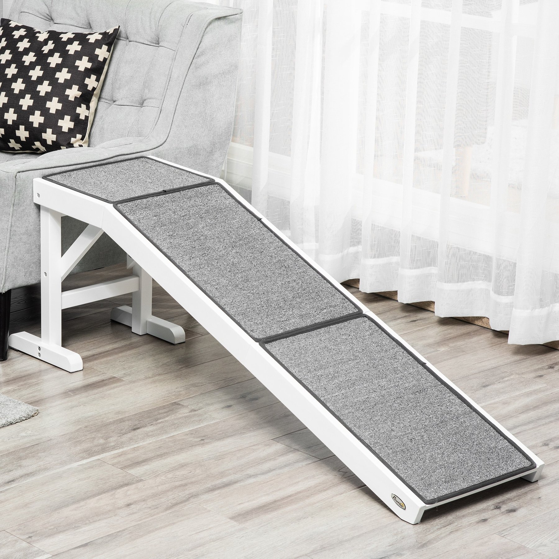 Bencmate Non Slip Carpet & Top Platform Dog Ramp, White