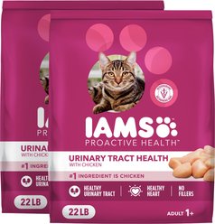 Iams ProActive Health Urinary Tract Health with Chicken Adult Dry Cat Food, 44-lb bundle