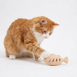 Kseroo Silicone Fish Treat Dispenser Puzzle Cat Toy with Catnip Compartment, Beige slide 2 of 6