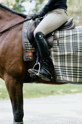 5/A Baker Fleece European Cut Horse Quarter Sheet, Large